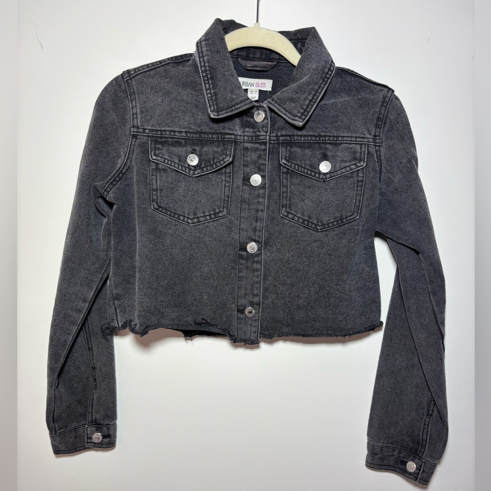 Urban Bliss Black Denim Cropped Jacket - Picture 4 of 7